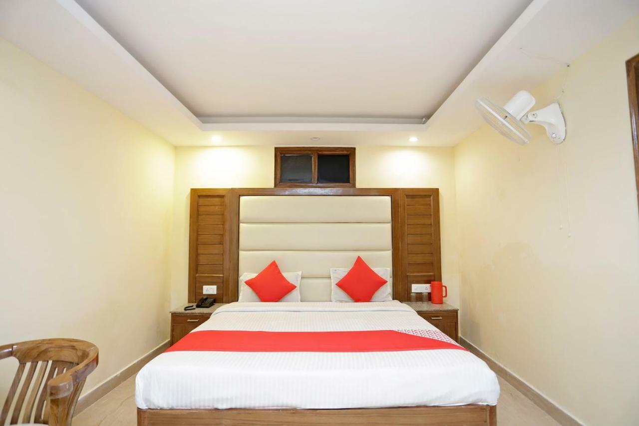 Oyo 39066 Hotel Star View Mussoorie Esterno foto