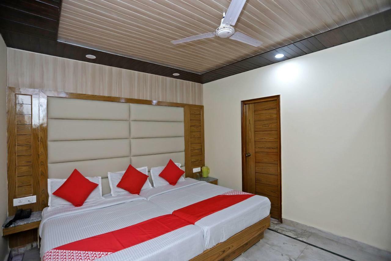 Oyo 39066 Hotel Star View Mussoorie Esterno foto