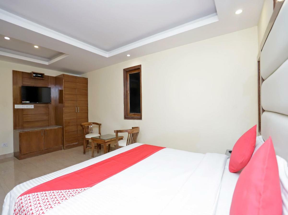 Oyo 39066 Hotel Star View Mussoorie Esterno foto