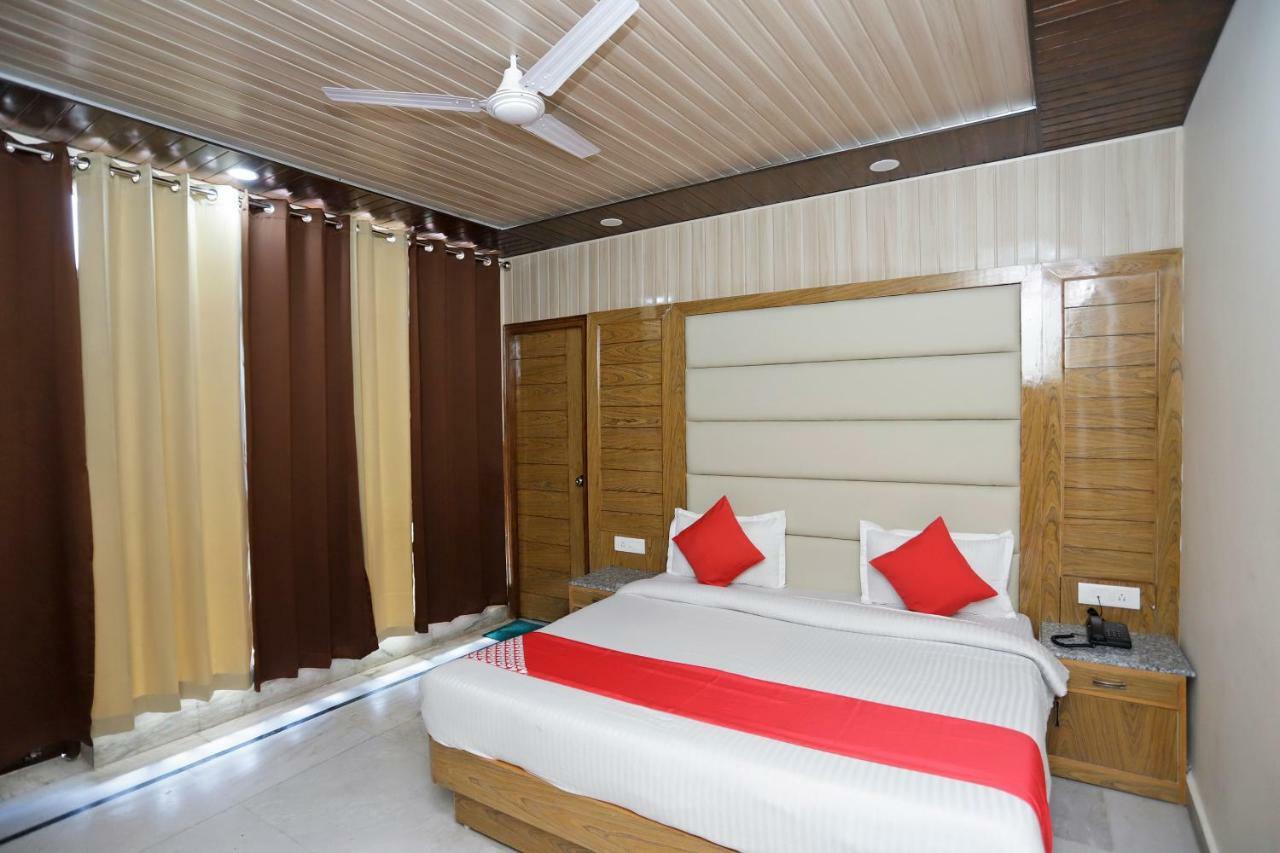 Oyo 39066 Hotel Star View Mussoorie Esterno foto