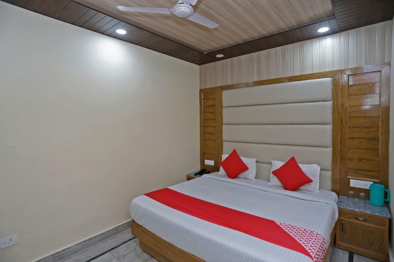Oyo 39066 Hotel Star View Mussoorie Esterno foto