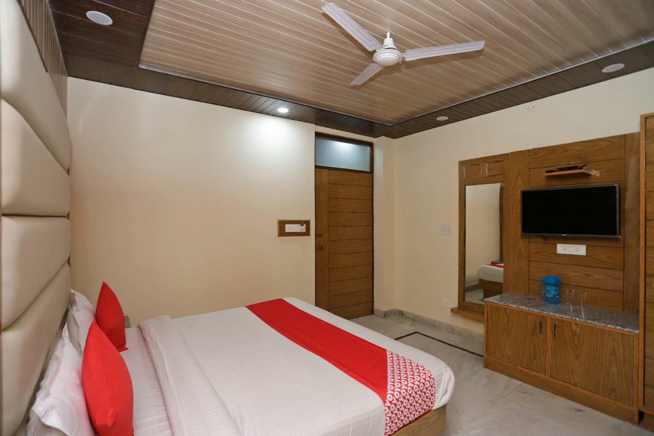 Oyo 39066 Hotel Star View Mussoorie Esterno foto